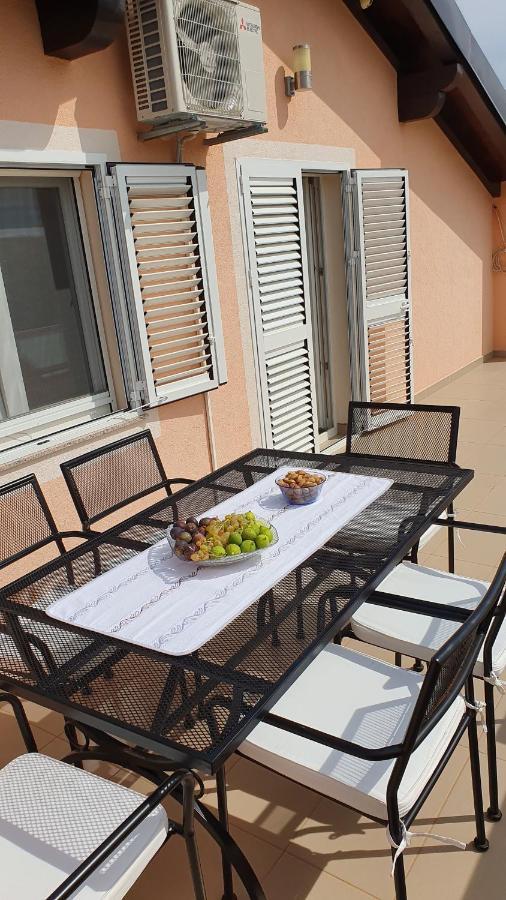 Villa Verbena Mala Cista Buitenkant foto