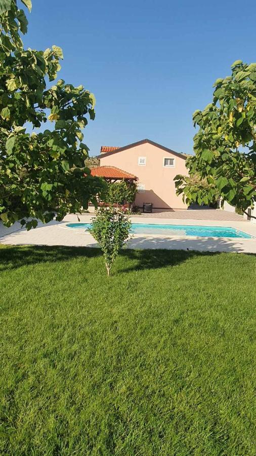 Villa Verbena Mala Cista Buitenkant foto